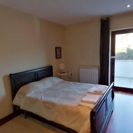 Casa vacanze Altes Kellerhaus In Geres By Interhome Bouro