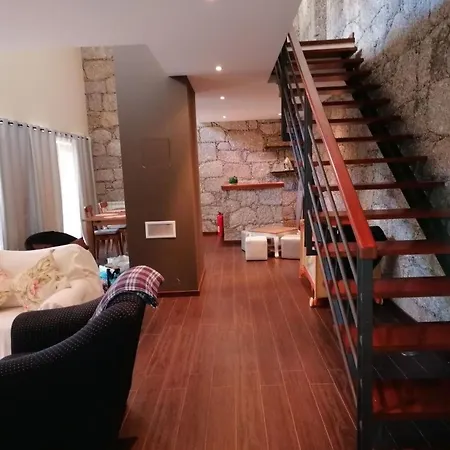 Casa vacanze Altes Kellerhaus In Geres By Interhome Bouro