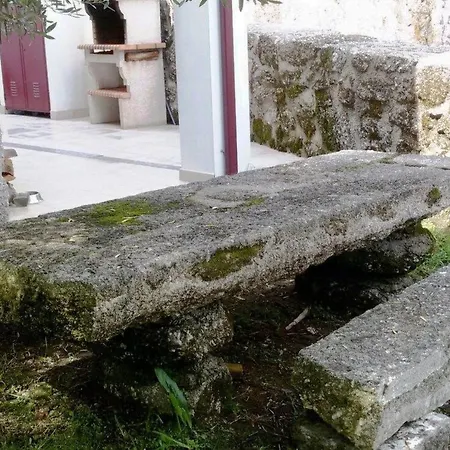 Altes Kellerhaus In Geres By Interhome *