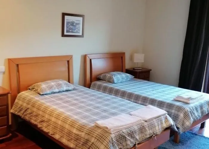 Сasa de vacaciones Altes Kellerhaus In Geres By Interhome Bouro