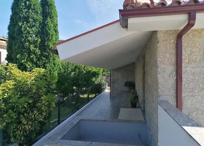 Altes Kellerhaus In Geres By Interhome * Bouro